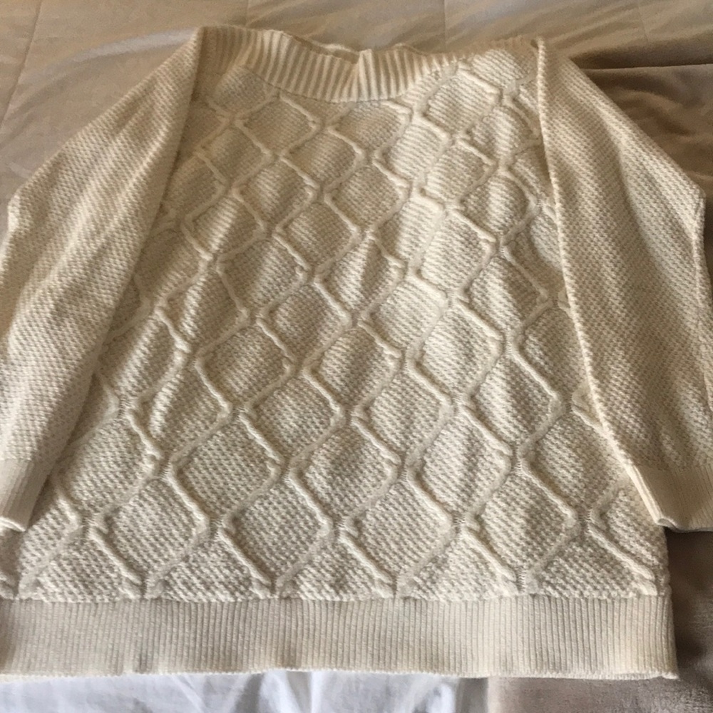 Women’s loft sweater